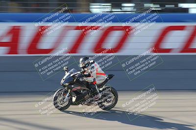 media/Nov-26-2022-Fastrack Riders (Sat) [[b001e85eef]]/Level 1/Session 1 Front Straight/